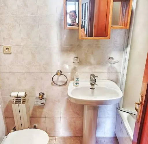 Marina * Кастро-Урдиалес